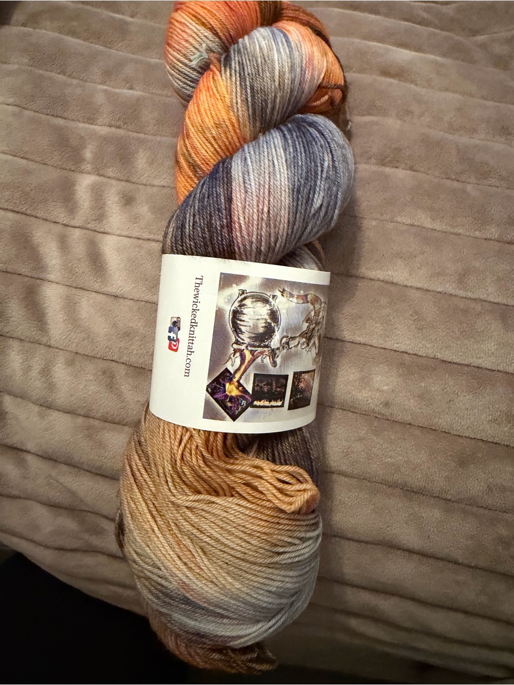 Wicked knittah Hand-Dyed luxury Yarn - Multicolor Blue & Orange